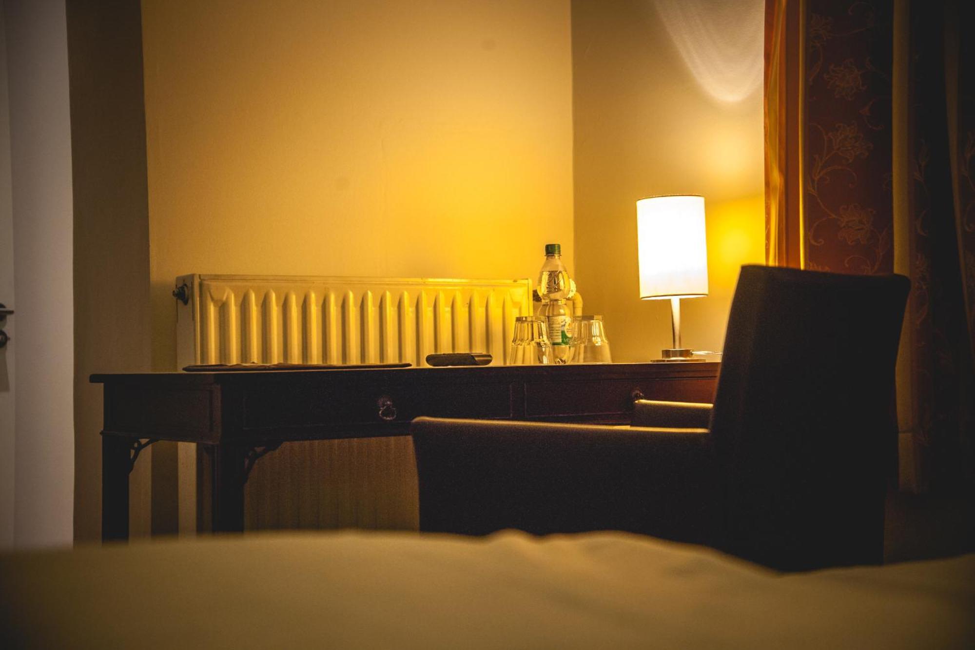 Alexander Hotel